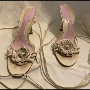 Gianni Bini Cream Lace-up Heels